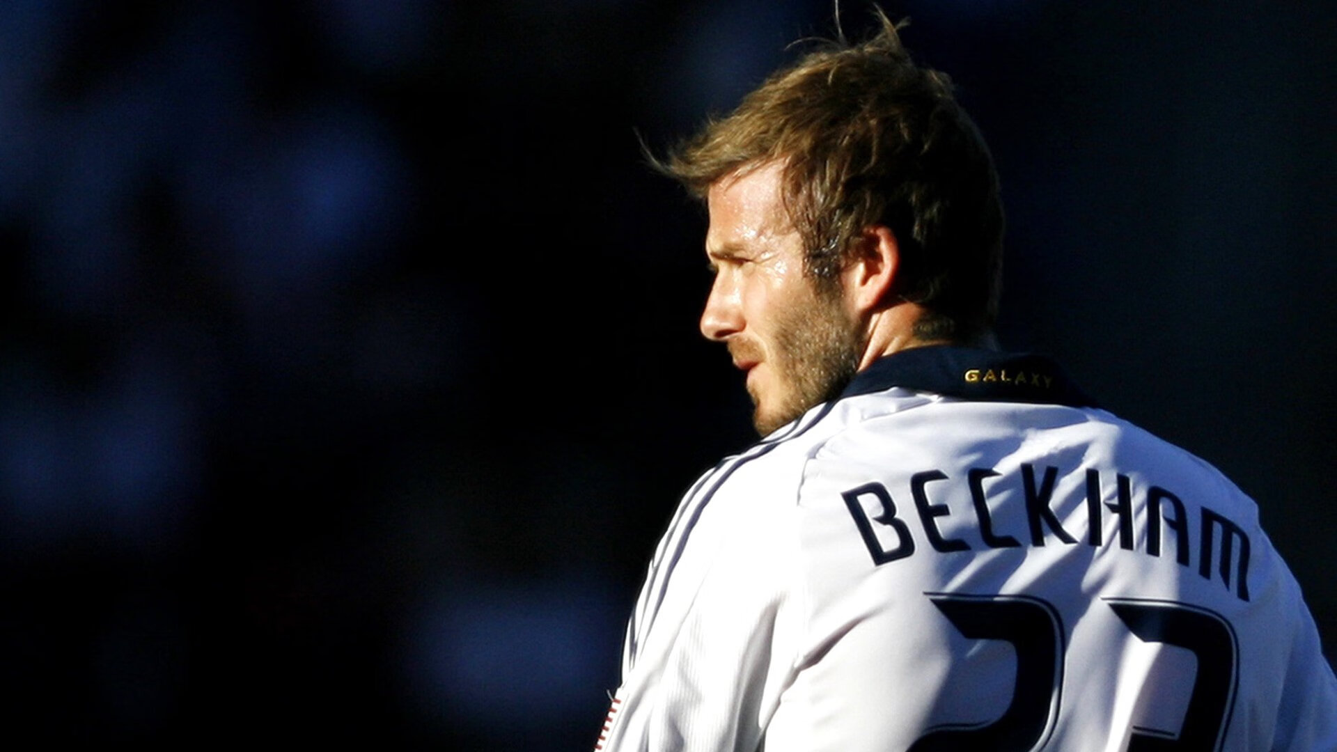 绿茵上的独舞者，当南非的野性遇见法国的优雅，托尼在聚光灯下绽放